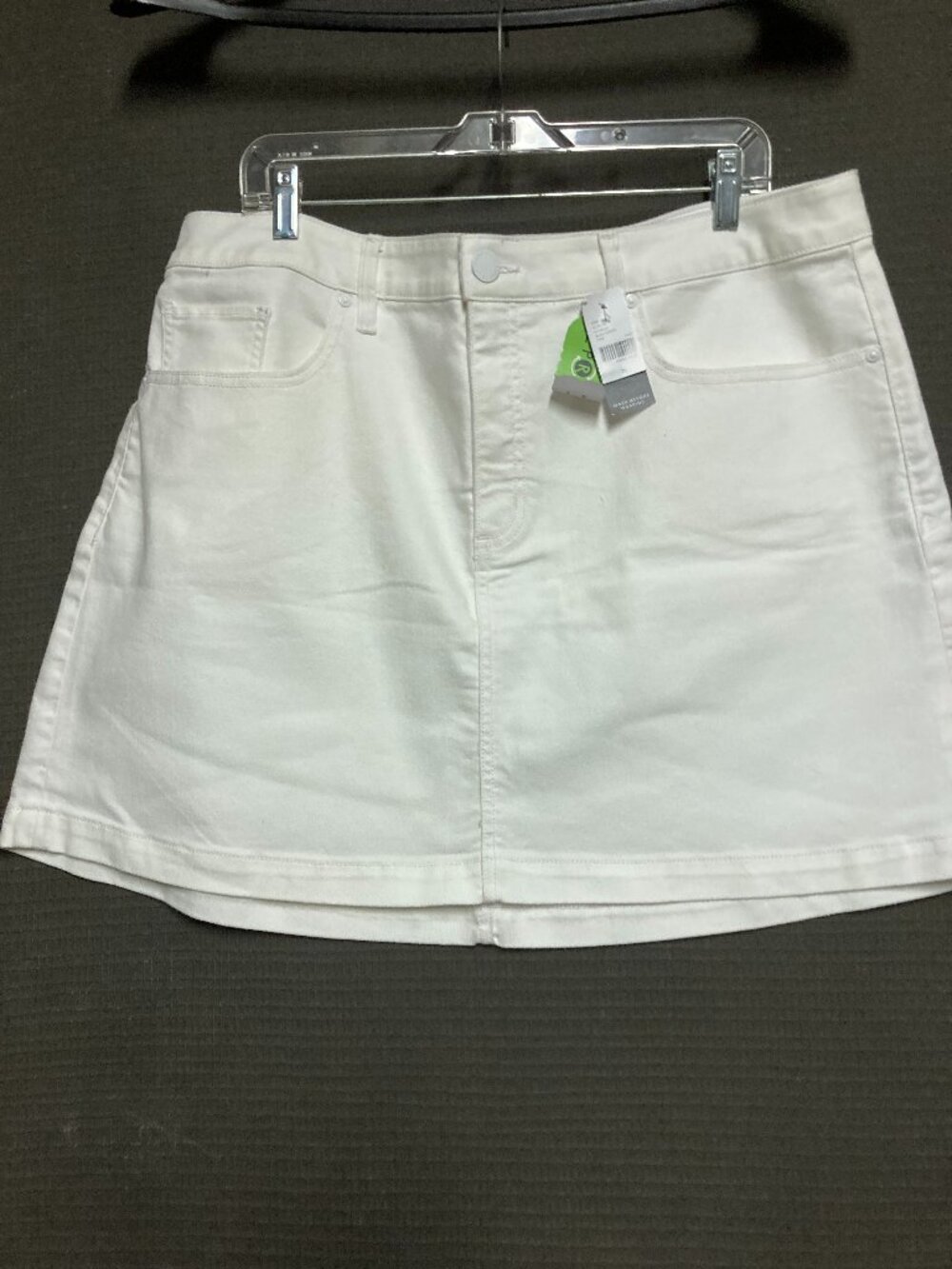 NEW WHITE DENIM FEEL MINI SKIRT FROM LANE BRYANT  20